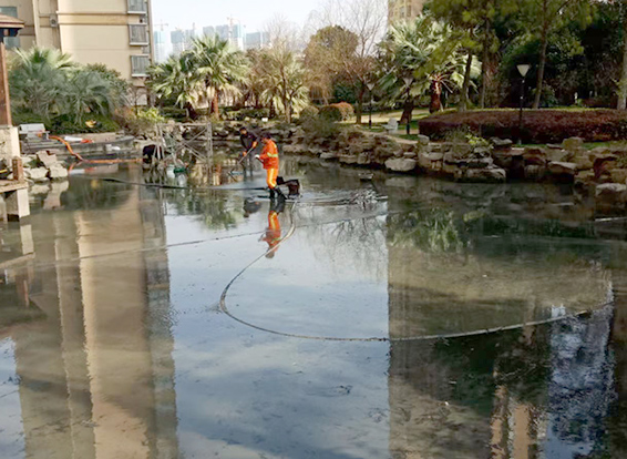 城口景观池淤泥清理